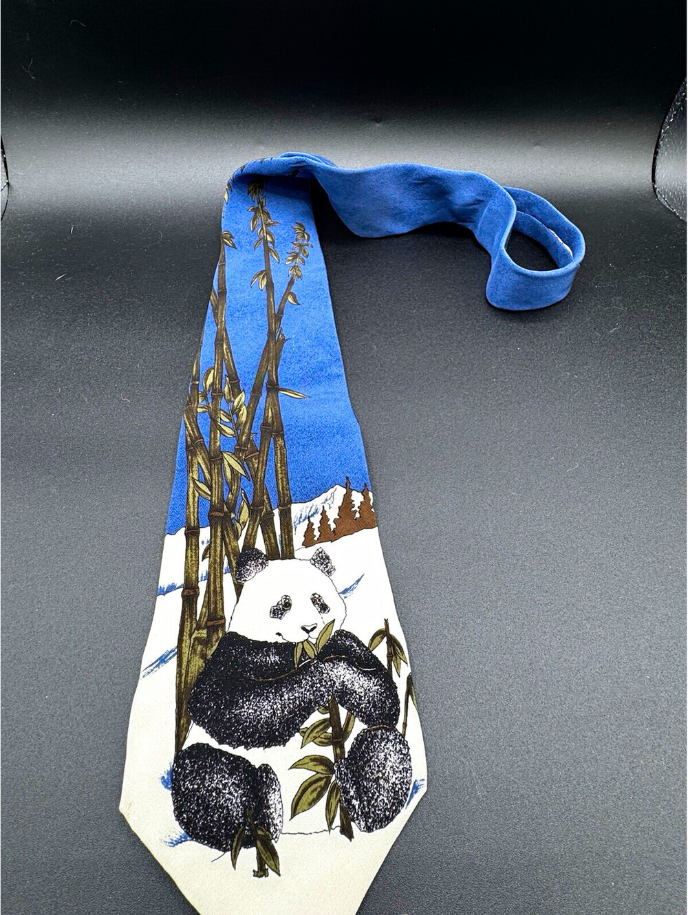 Vintage 1991 WWF Giant Panda Silk Tie Design 140 Blue Bamboo 55” x 3.75”